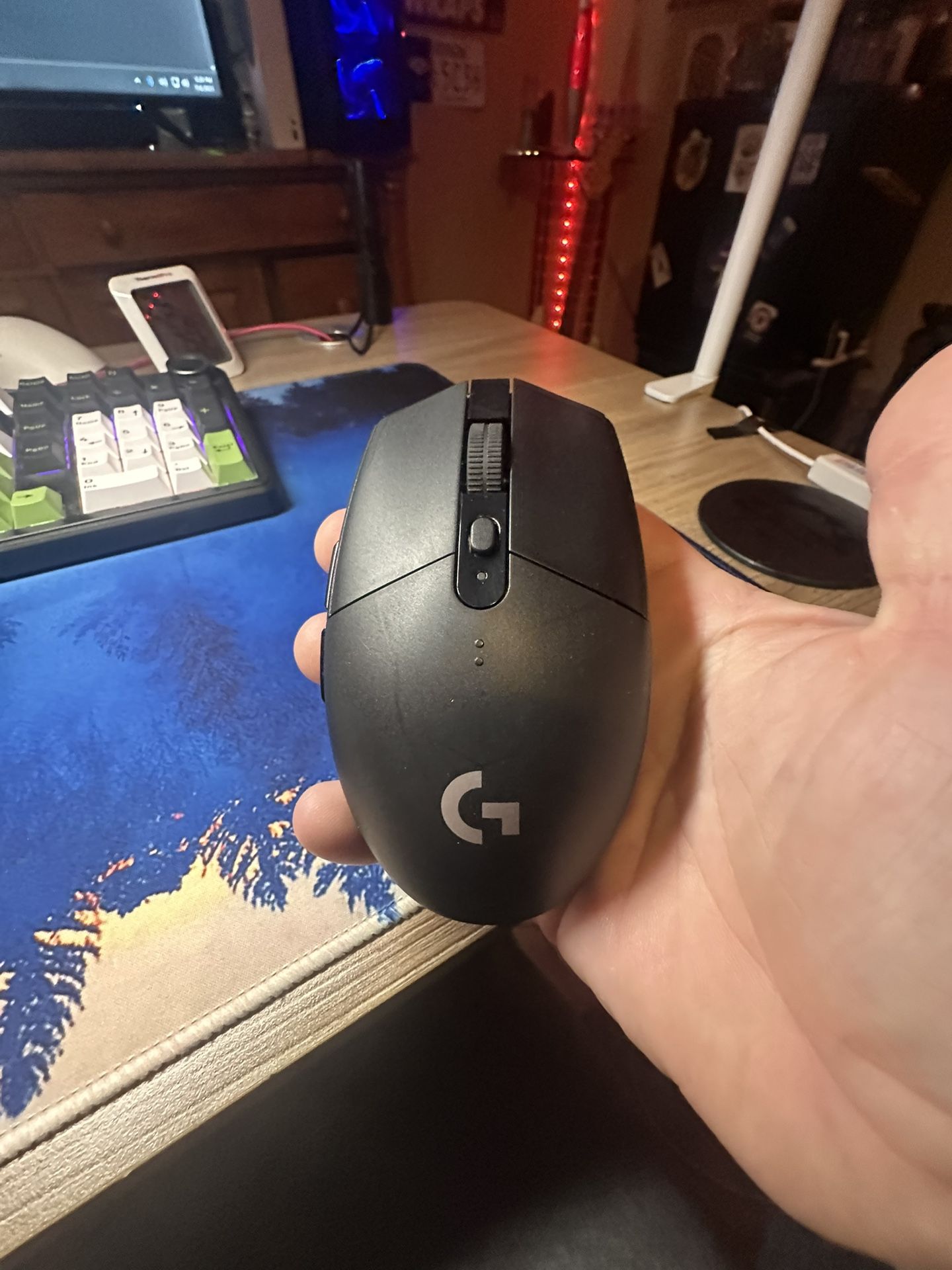 Logitech G305 Wireless Mouse
