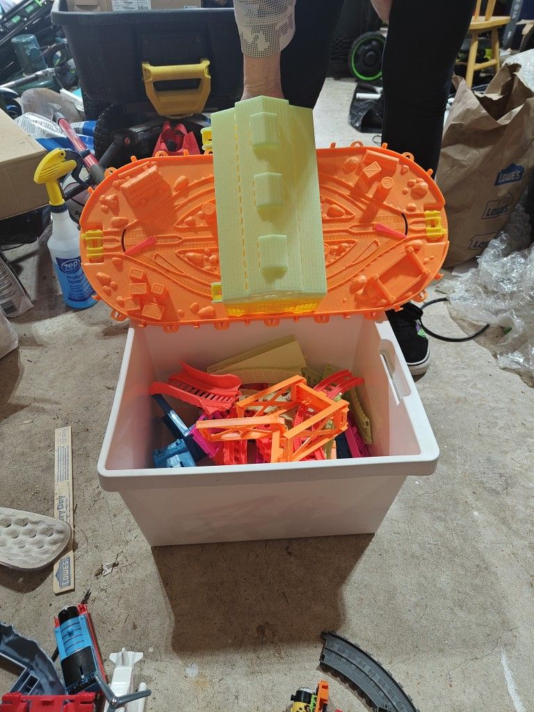 Thomas And Friends Trackmaster Glow Station