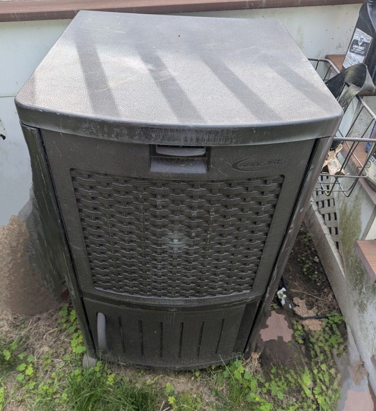 Deck Cooler Suncast Cooler 77 Quart