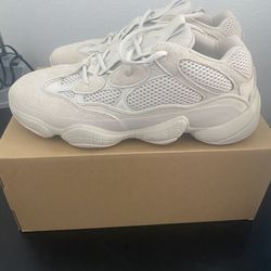 Yeezy 500 Blush (Size 11)