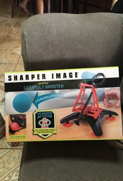 Desktop catapult shooter