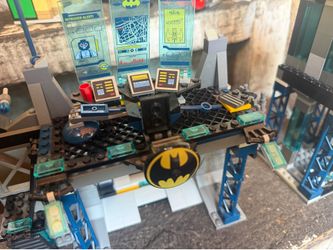 Lego batcave 2012 versión