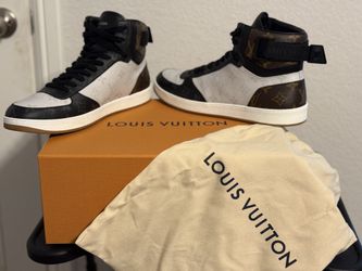 Louis Vuitton Sneakers