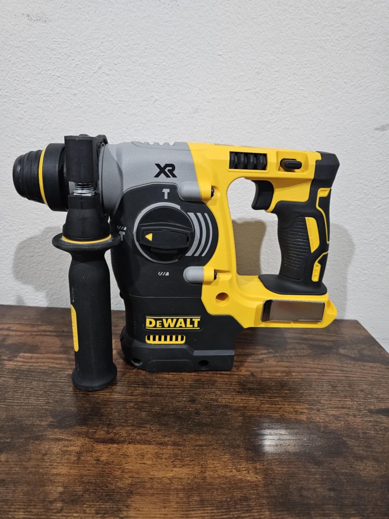 DEWALT XR 1” SDS ROTO HAMMER