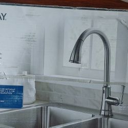 Glacier Bay Hemming Single Handle Touchless