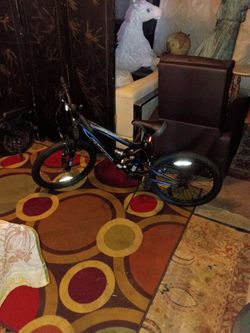 20 In. Shimano Hyper Shocker Bike