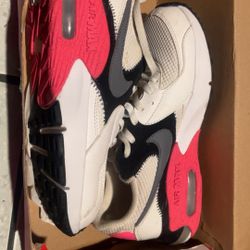 Nike Air Max 90 Women’s 