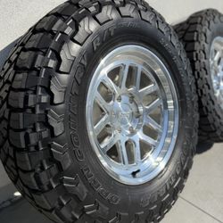 18” RIMS KMC MESA FORGED MONOBLOCK 4 Rims/ Open county Toyo R/T Trail Tires.. 35x12.5/18”