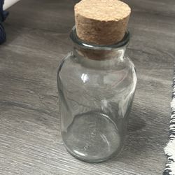 Glass jar
