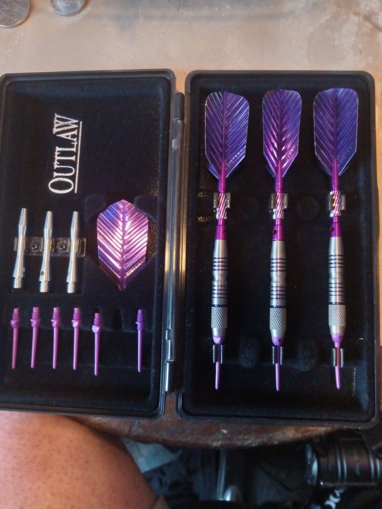 Dart Mart Inc. Outlaw Darts