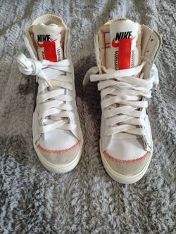 Nike Blazer Mid 77