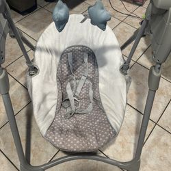 Graco Baby Swing