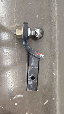 Hitch ball mount