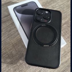 iPhone 14 Pro Unlocked For Anh Carriers - Excellent Condition- No Scratches