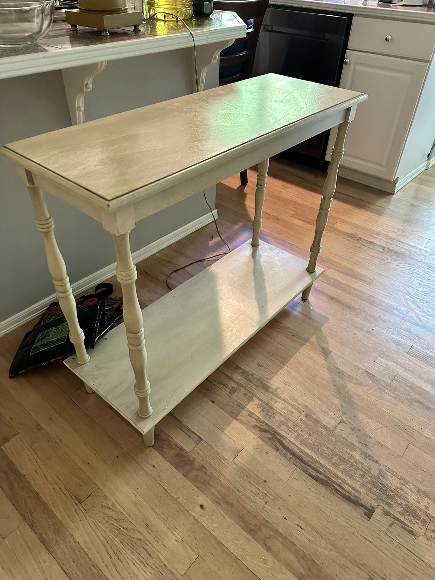 Free - Console Table
