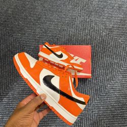 Wmns Dunk low “Halloween Patent”