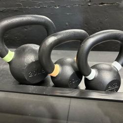 Cast Iron Kettlebell SET of 9 lb, 10lb, 20 lb 🔥 Vesta Fitness