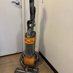 Dyson DC25 All Floors Upright Vacuum Cleaner 