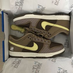 Undefeated Dunk