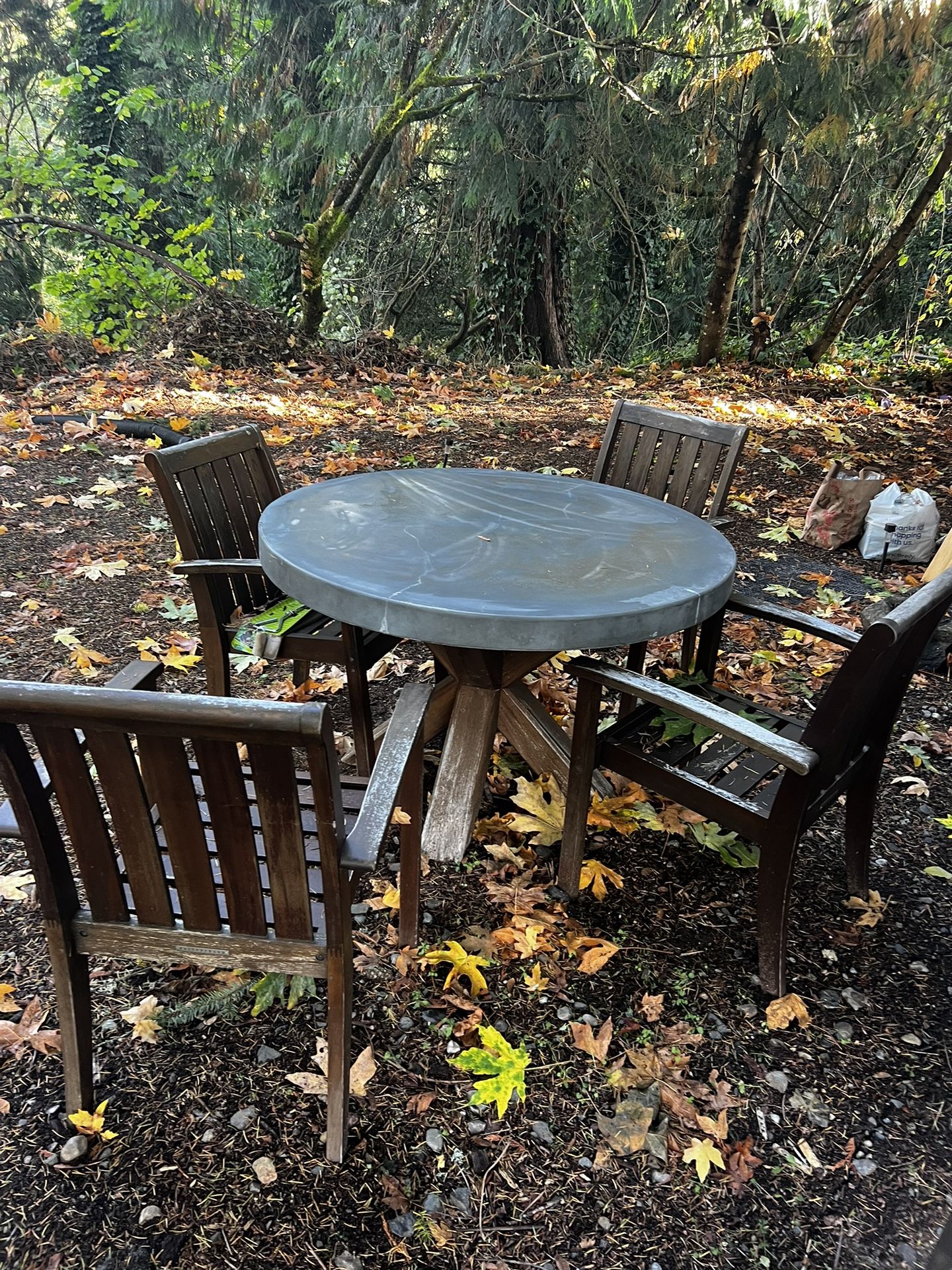 Pottery Barn Outdoor Table & Chairs