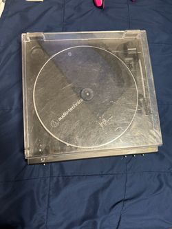 Albums and record player