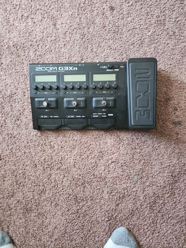 Zoom GEXn Multi Effect Processor