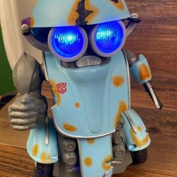 2016 Transformers The Last Knight Autobot 9" Sqweeks Robot (No Remote)