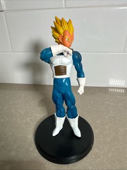 Dragon Ball Z Super Saiyan Vegeta Figure