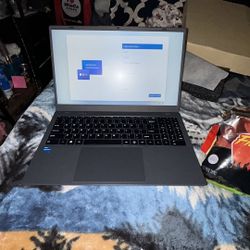 GAMING LAPTOP LENOVO 2026 