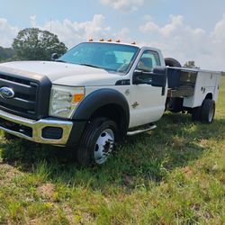2011 Ford F-550