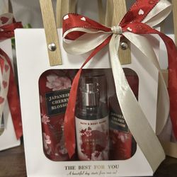 Valentine’s Day Gift  Sets