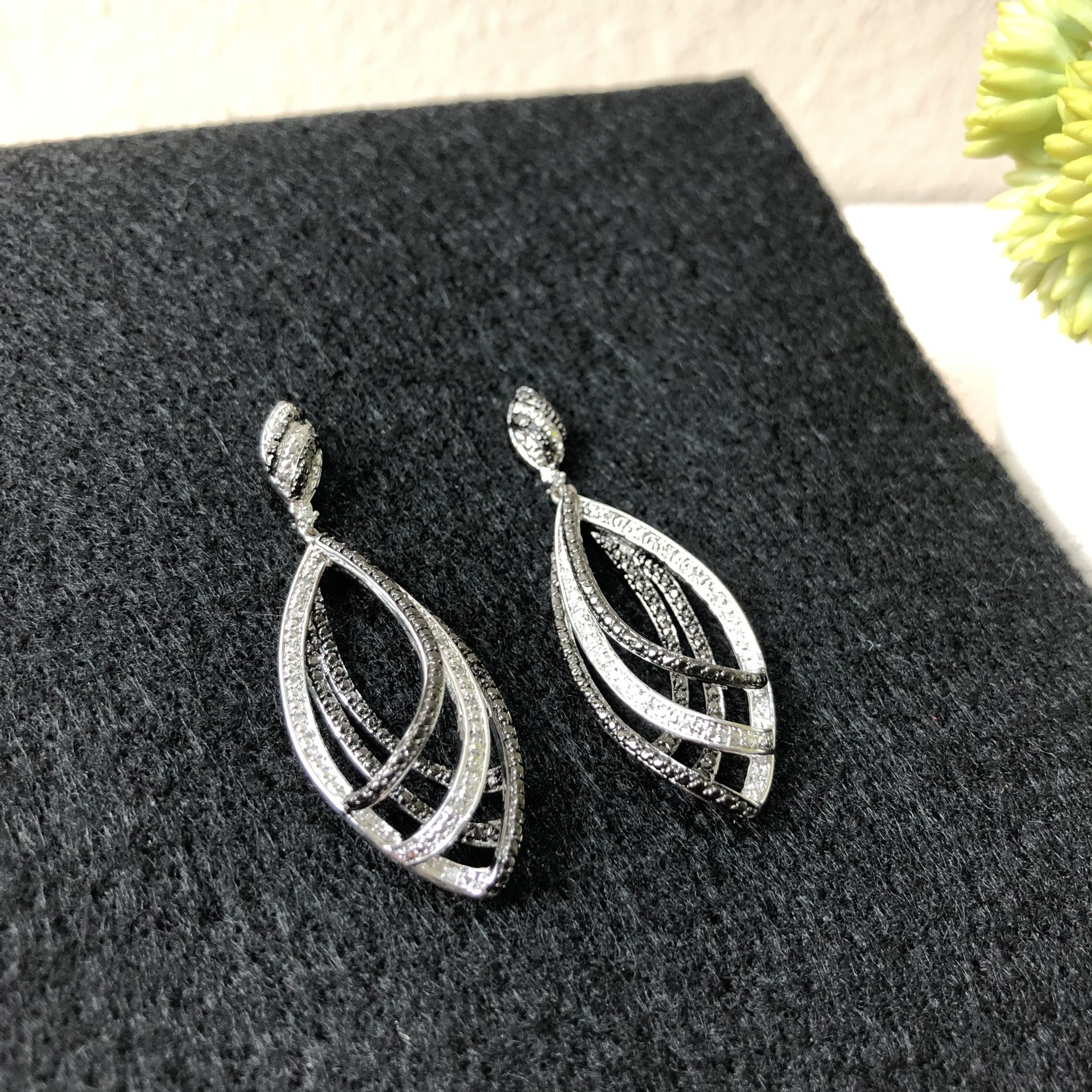 BR SUN tear drop earrings