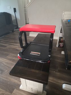 Mechanic Rolling Chair