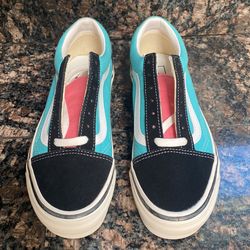Vans Women’s Size 7/Mens 5.5