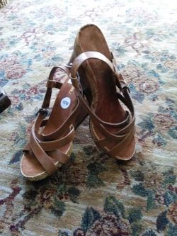 Brand new wedge shoes
