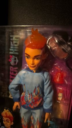 NWT Monster High Heath Burns Scare-aside Island