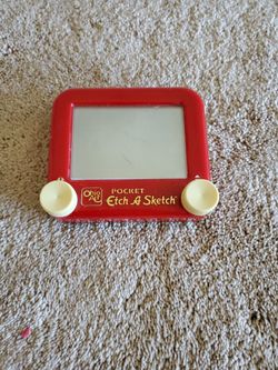 M Toys - Pocket Etch-A-Sketch