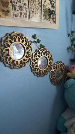 Three Plastic Mirror Decor 