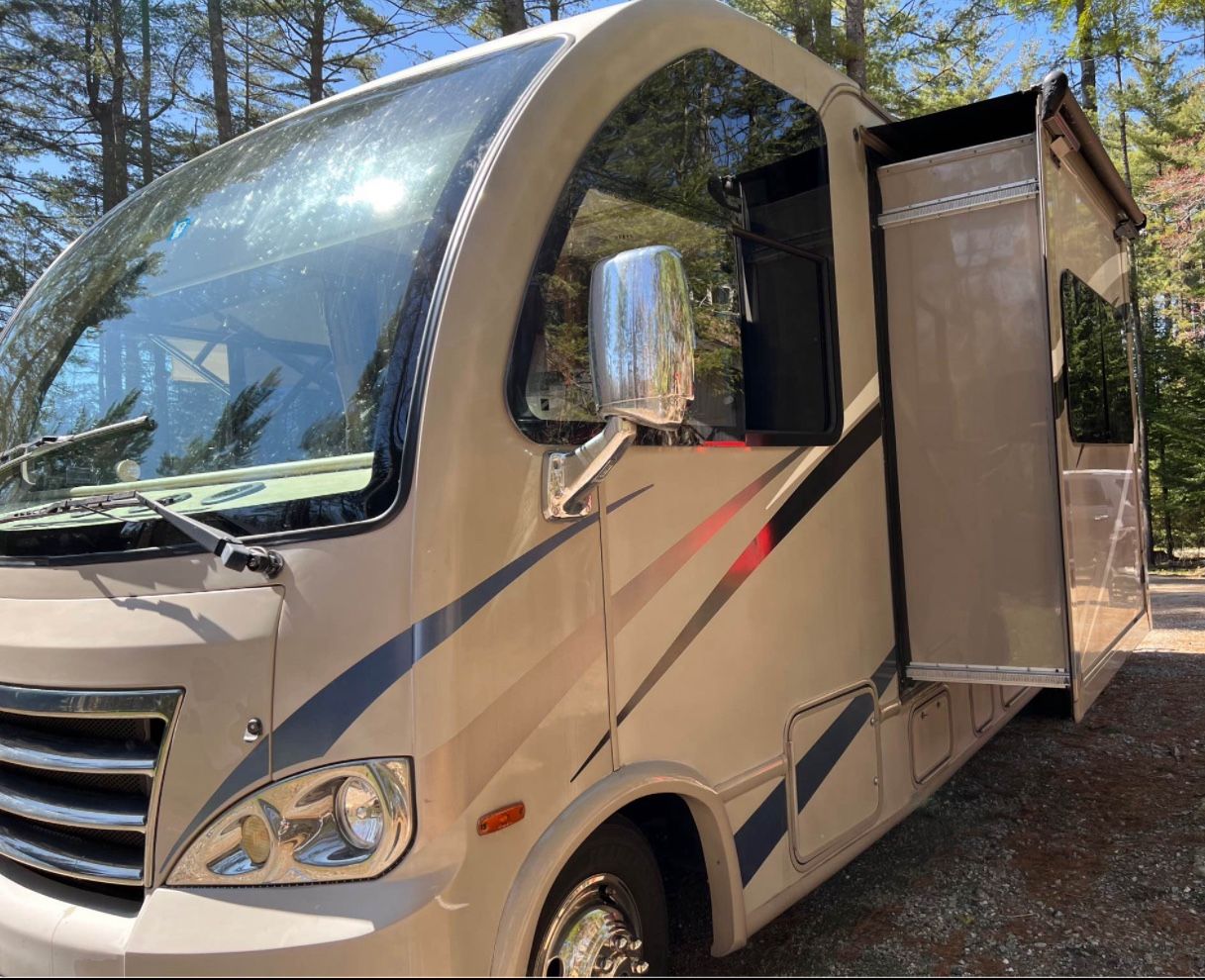 2016 Thor Axis 24.1