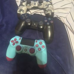 ps4 with mlb the show games 14-19, and 3 ps4 remotes 