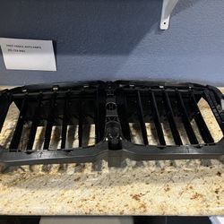 2023 BMW X7 Grille Shutter