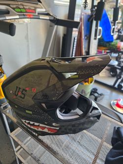 Helmets dirt bike
