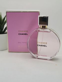 CHANEL
 
CHANCE EAU TENDRE Eau de Parfum 

3.4 fl