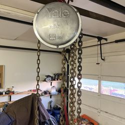 1 1/2 Ton Yale Chain Fall