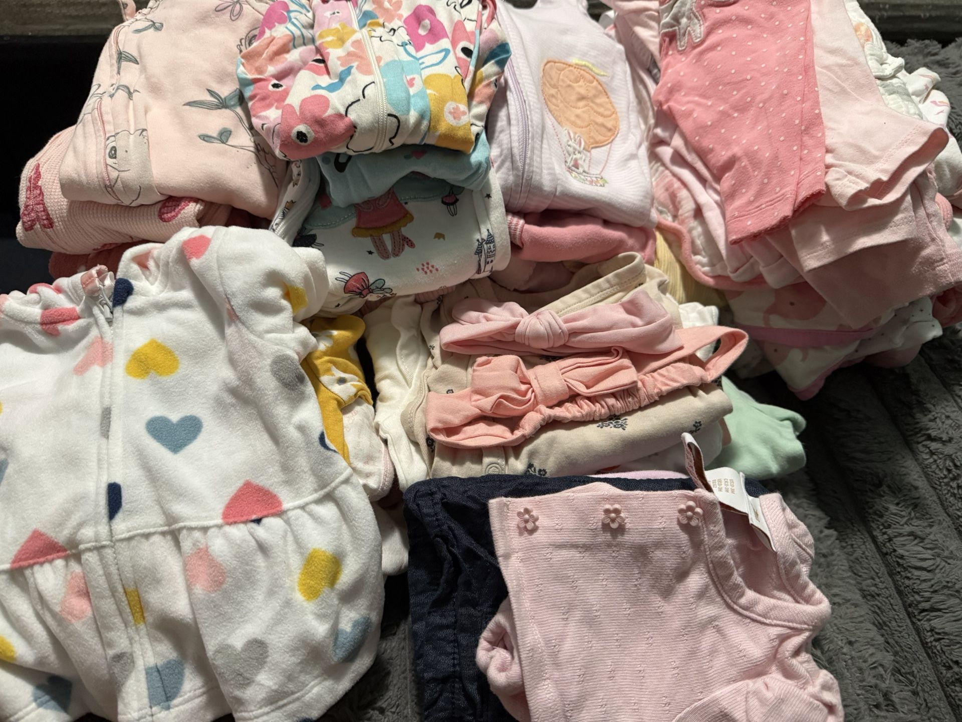 Baby Girl Clothes 0-3months $10 OBO