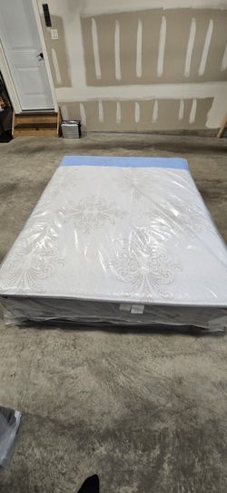 Brand New Queen Beauty Rest Mattress