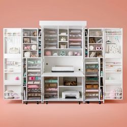 CreateRoom Dreambox Craft Armoire 