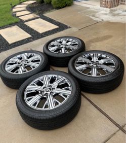 Rines con llantas 22”