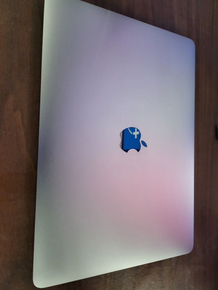 Apple Macbook Pro A1989 13 Inch Silver Touch Bar Quad Core