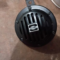 Hella 12V Horn